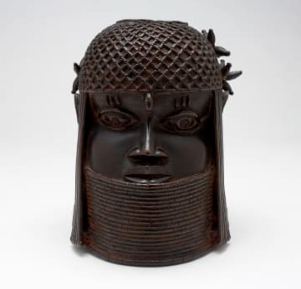 US museums return trove of looted treasures to Nigeria
