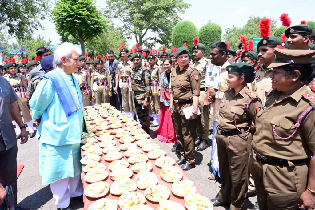 Lt Governor interacts with NCC cadets at Special National Integration Camp