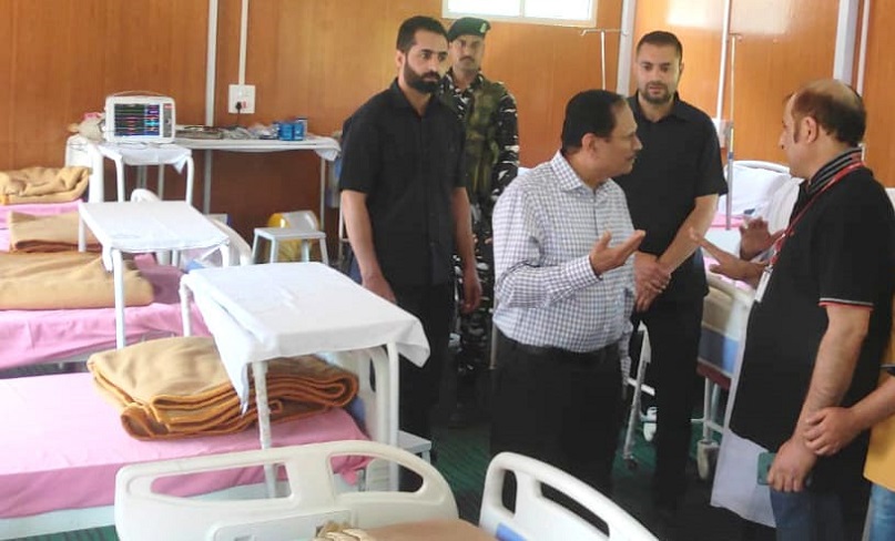 Advisor Bhatnagar visits SDH Pahalgam, reviews its functioning, healthcare facilities