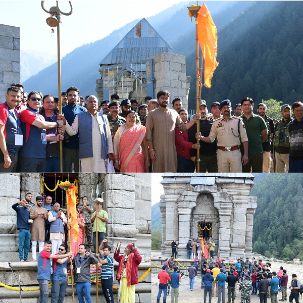 DC Ganderbal flags-off 15th annual Gangbal Yatra