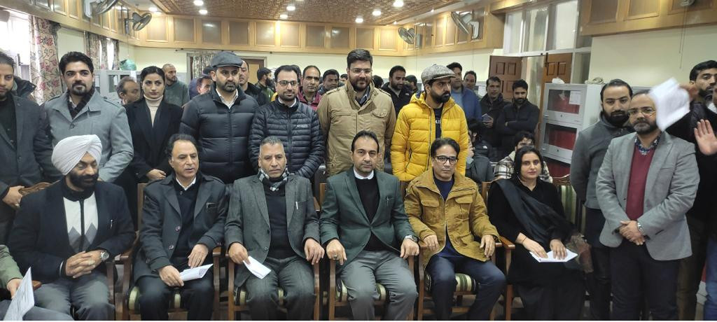 J&K High Court Lawyers Take Pledge to Uphold Constitutional Values