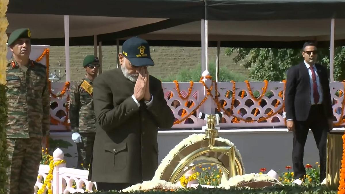 "Pakistan hasn't learnt from its history," says PM Modi on 25th Kargil Vijay Diwas