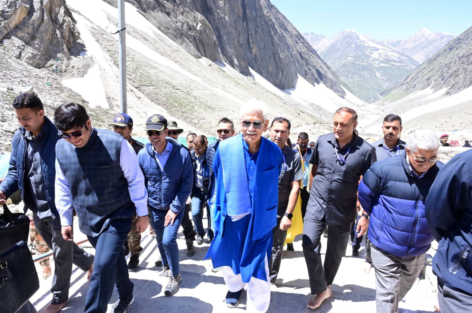 LG Becomes First SASB Chairman in Recent Times to Trek Baltal Route to Shri Amarnath Ji Cave