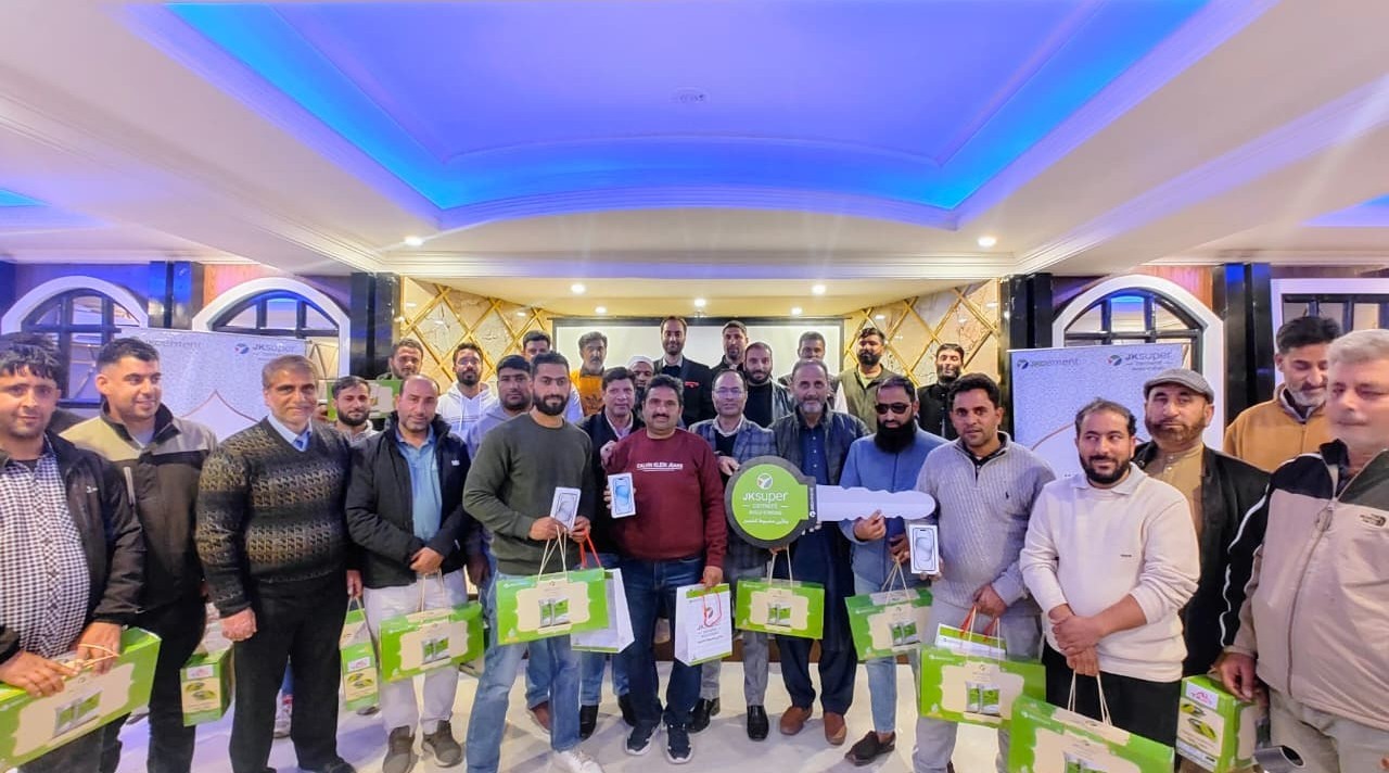 JK Cement Hosts Retailers Meet in Srinagar