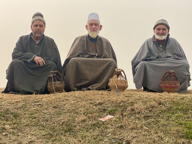 Kashmir’s Fading Anchors