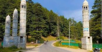 The Land of Scholars and Stalled Dreams