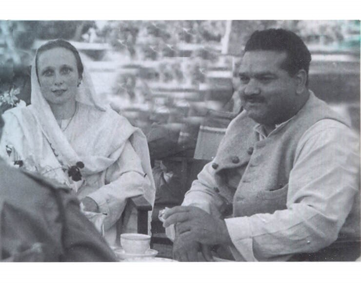 Freda and B.P.L. Bedi in Kashmir in the 1940s 
